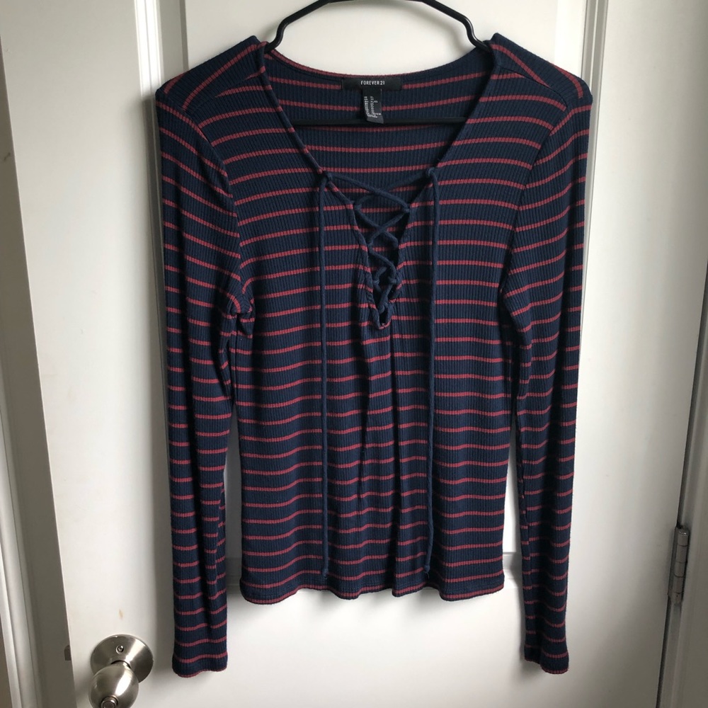 Crisscrossed front tie ribbed long sleeve
